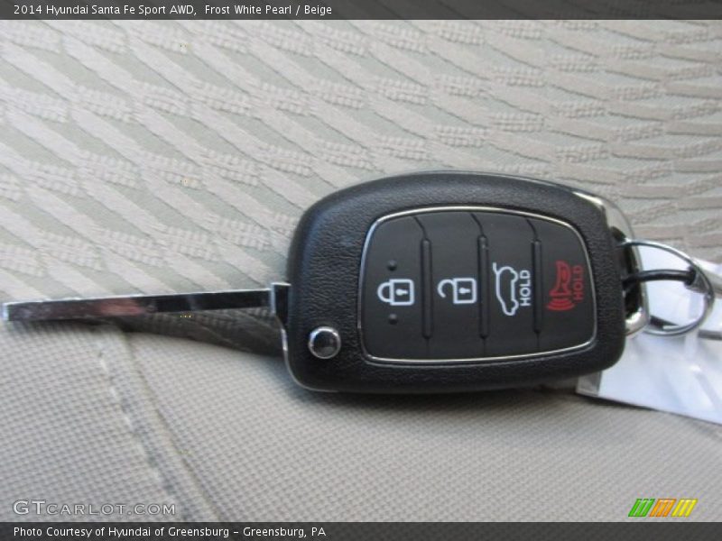 Frost White Pearl / Beige 2014 Hyundai Santa Fe Sport AWD