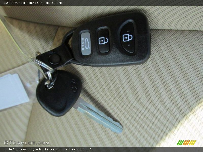 Black / Beige 2013 Hyundai Elantra GLS