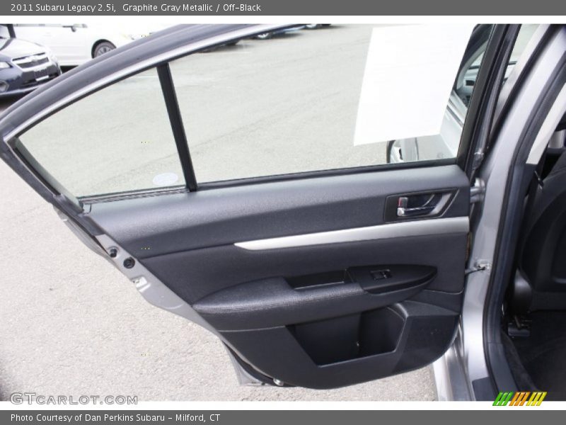 Graphite Gray Metallic / Off-Black 2011 Subaru Legacy 2.5i