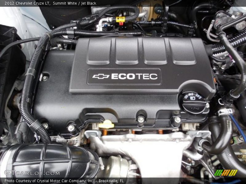 Summit White / Jet Black 2012 Chevrolet Cruze LT