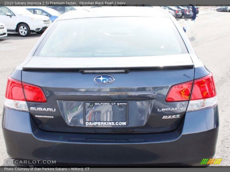 Obsidian Black Pearl / Ivory 2010 Subaru Impreza 2.5i Premium Sedan