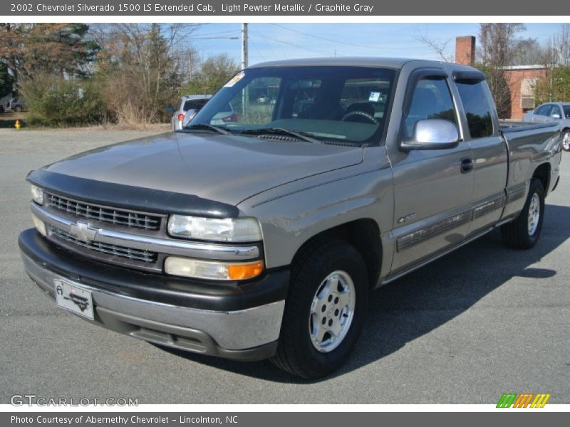 Light Pewter Metallic / Graphite Gray 2002 Chevrolet Silverado 1500 LS Extended Cab