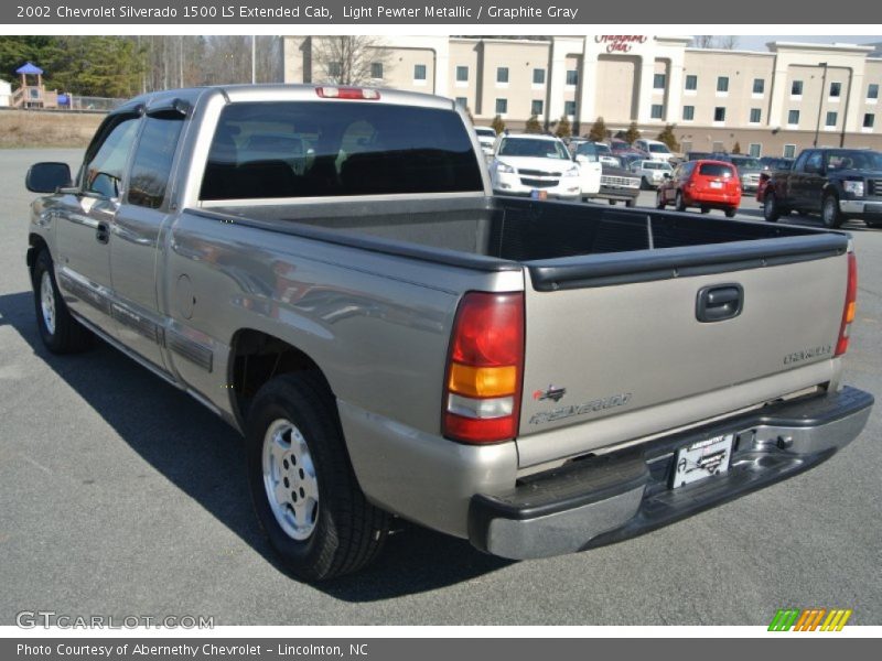 Light Pewter Metallic / Graphite Gray 2002 Chevrolet Silverado 1500 LS Extended Cab