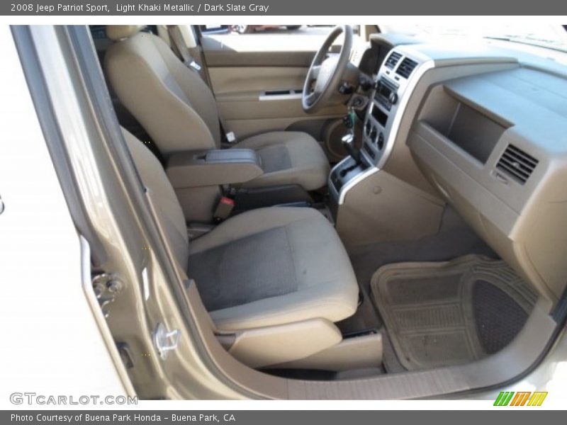 Light Khaki Metallic / Dark Slate Gray 2008 Jeep Patriot Sport