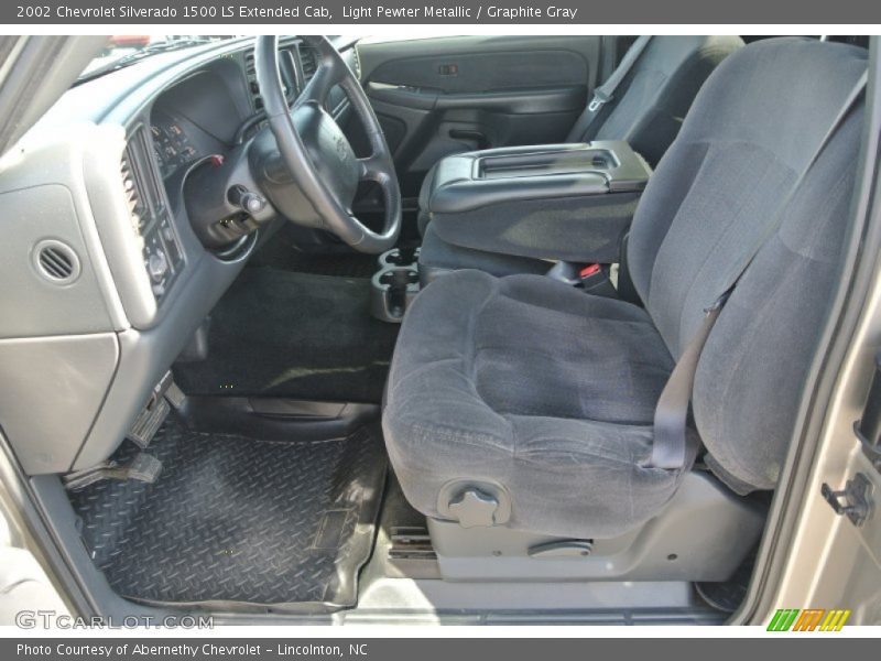 Light Pewter Metallic / Graphite Gray 2002 Chevrolet Silverado 1500 LS Extended Cab