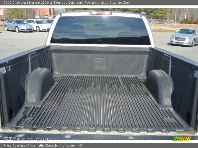 Light Pewter Metallic / Graphite Gray 2002 Chevrolet Silverado 1500 LS Extended Cab