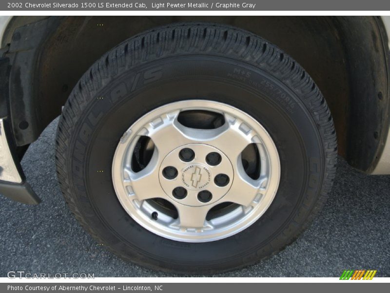 Light Pewter Metallic / Graphite Gray 2002 Chevrolet Silverado 1500 LS Extended Cab