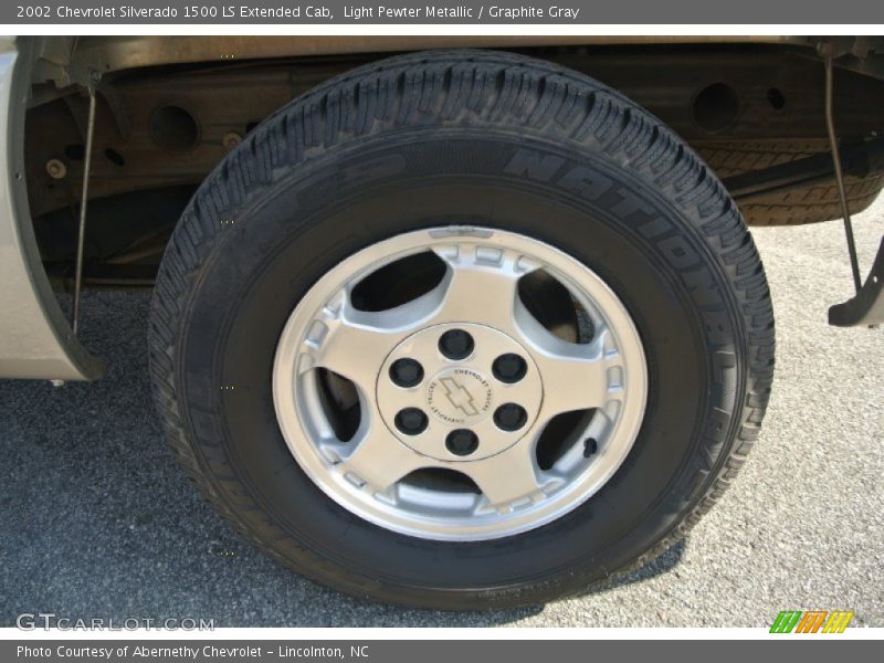 Light Pewter Metallic / Graphite Gray 2002 Chevrolet Silverado 1500 LS Extended Cab