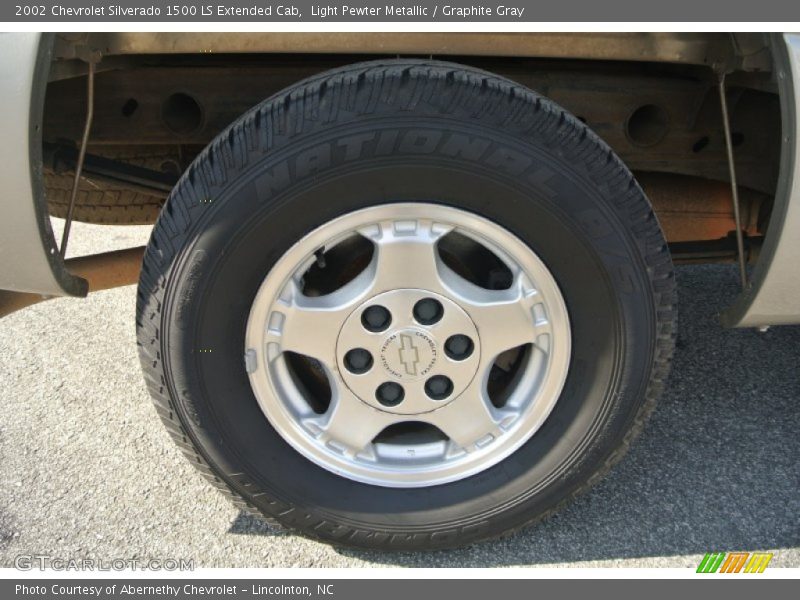 Light Pewter Metallic / Graphite Gray 2002 Chevrolet Silverado 1500 LS Extended Cab