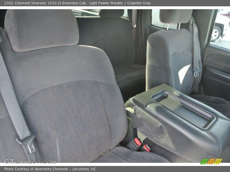 Light Pewter Metallic / Graphite Gray 2002 Chevrolet Silverado 1500 LS Extended Cab