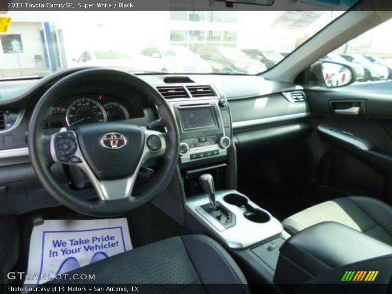 Super White / Black 2013 Toyota Camry SE