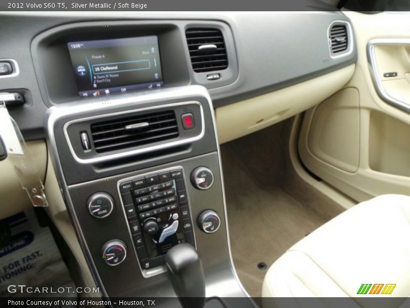 Silver Metallic / Soft Beige 2012 Volvo S60 T5