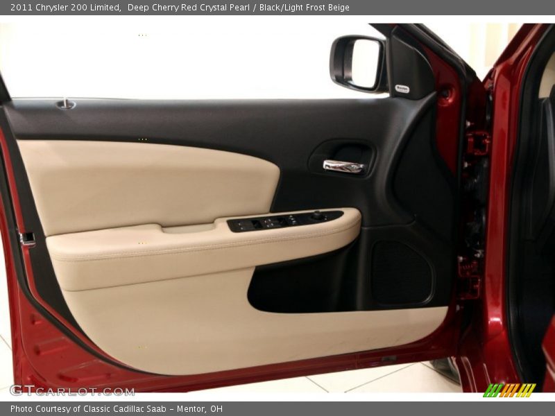 Door Panel of 2011 200 Limited