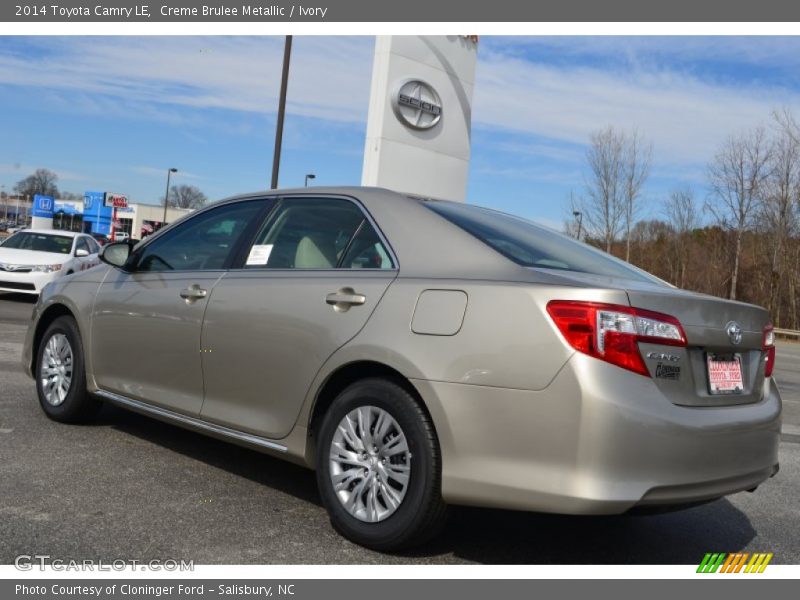 Creme Brulee Metallic / Ivory 2014 Toyota Camry LE