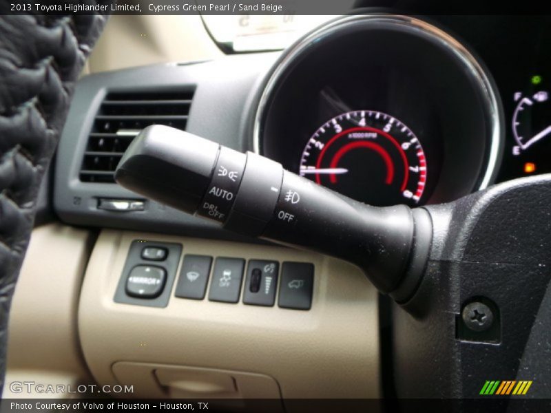 Cypress Green Pearl / Sand Beige 2013 Toyota Highlander Limited