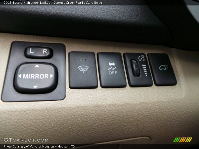 Cypress Green Pearl / Sand Beige 2013 Toyota Highlander Limited