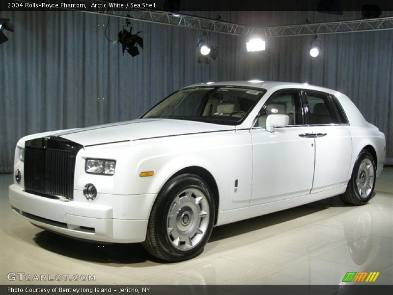Arctic White / Sea Shell 2004 Rolls-Royce Phantom