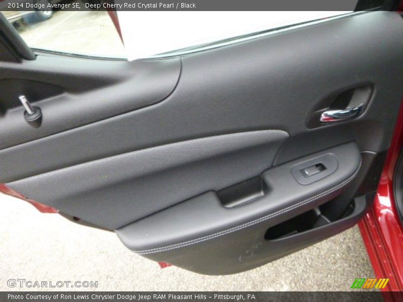 Deep Cherry Red Crystal Pearl / Black 2014 Dodge Avenger SE