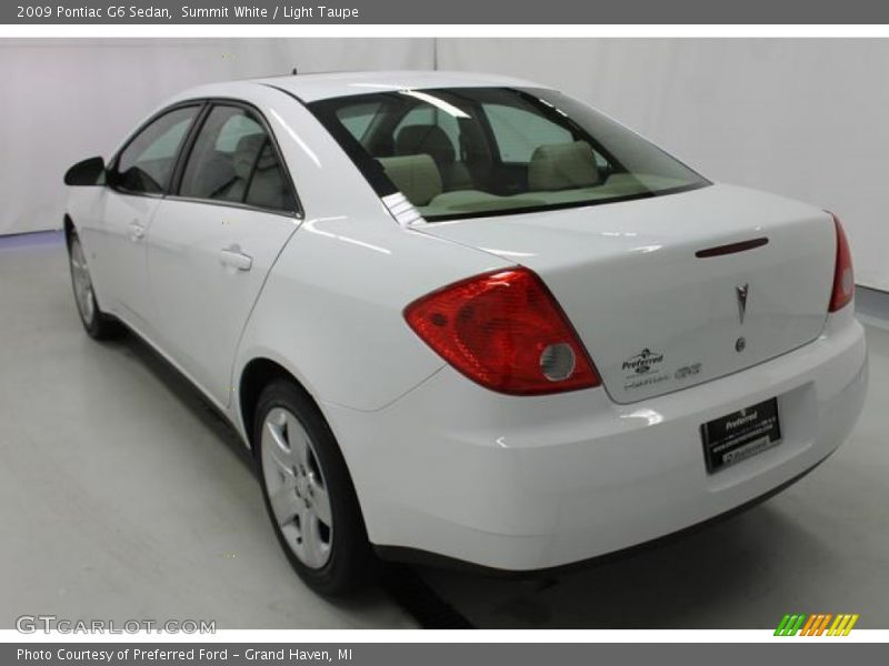 Summit White / Light Taupe 2009 Pontiac G6 Sedan
