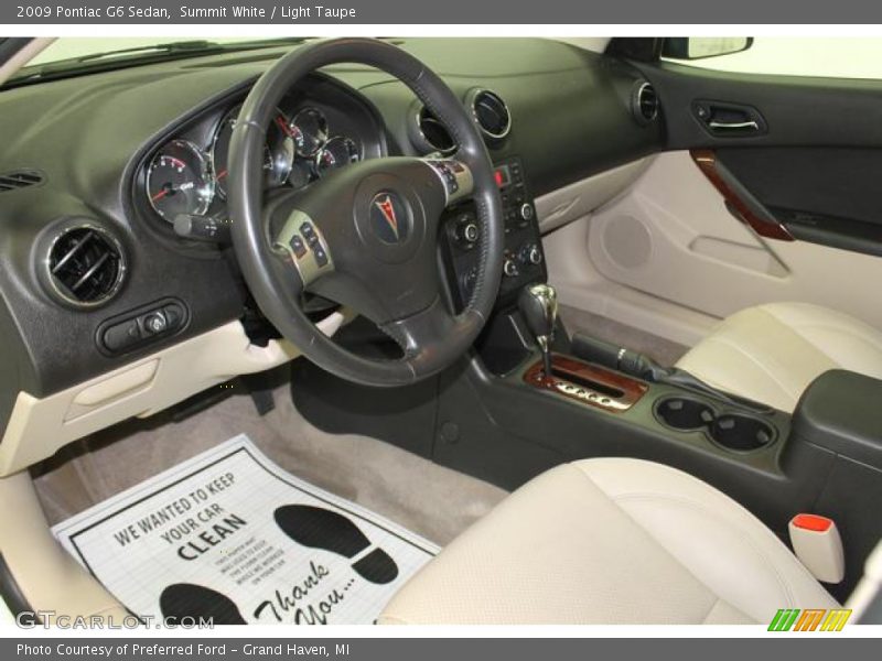 Summit White / Light Taupe 2009 Pontiac G6 Sedan