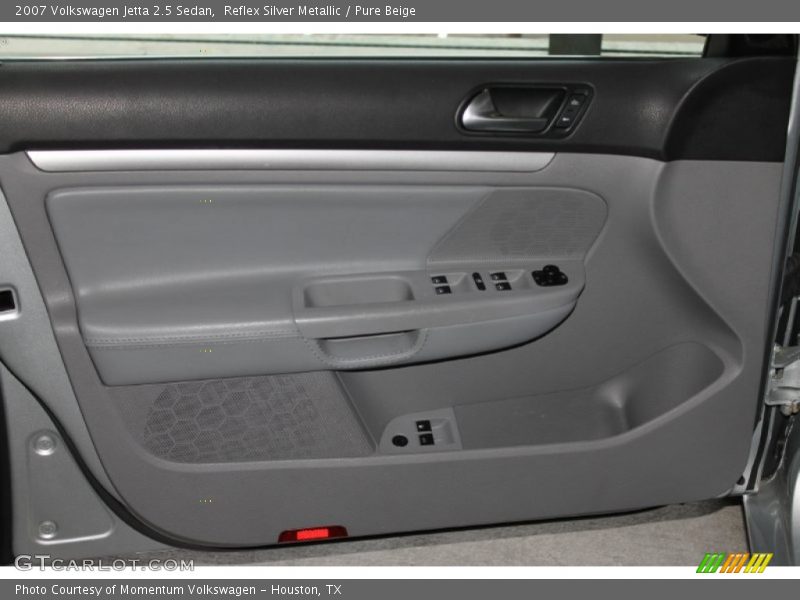 Reflex Silver Metallic / Pure Beige 2007 Volkswagen Jetta 2.5 Sedan