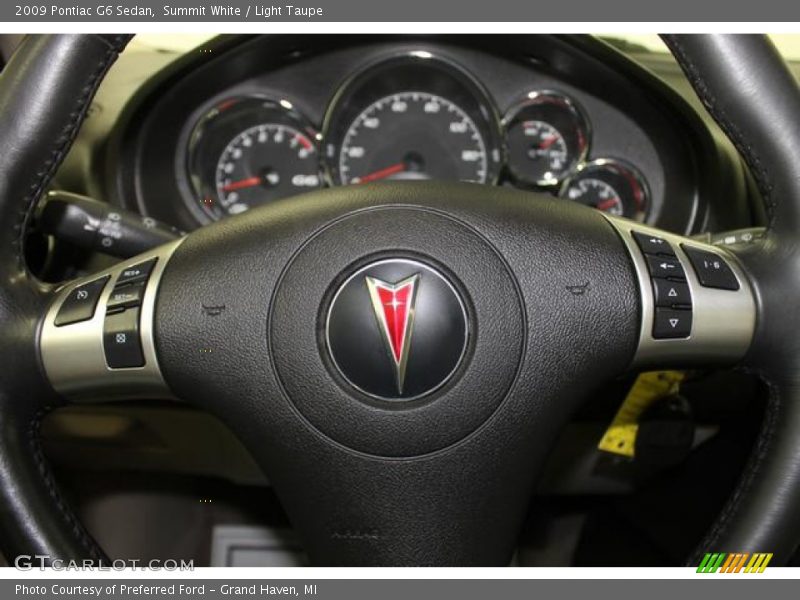 Summit White / Light Taupe 2009 Pontiac G6 Sedan