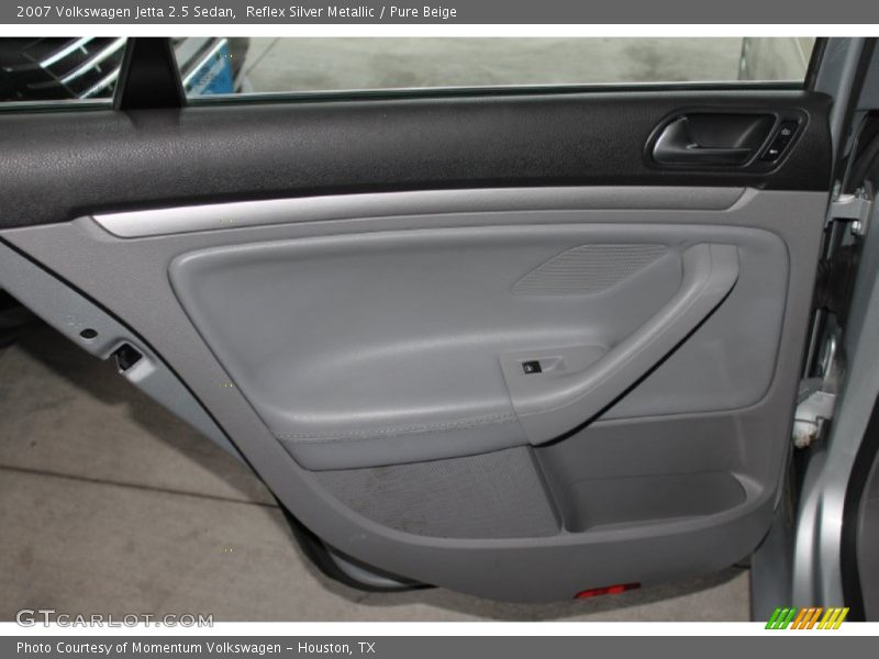 Reflex Silver Metallic / Pure Beige 2007 Volkswagen Jetta 2.5 Sedan