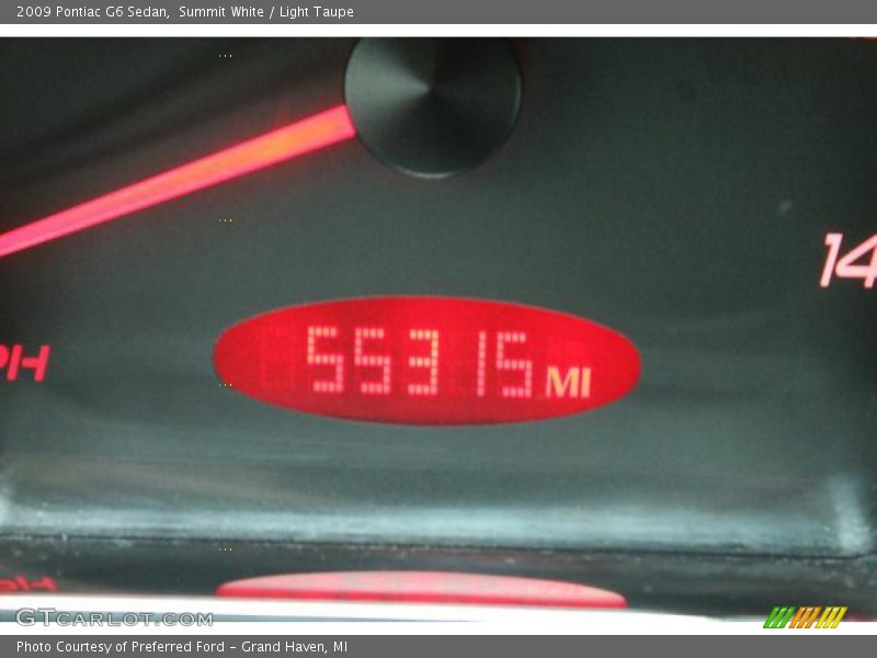 Summit White / Light Taupe 2009 Pontiac G6 Sedan