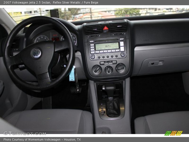 Reflex Silver Metallic / Pure Beige 2007 Volkswagen Jetta 2.5 Sedan