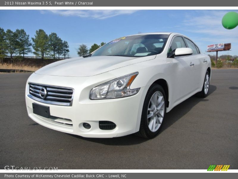 Pearl White / Charcoal 2013 Nissan Maxima 3.5 S
