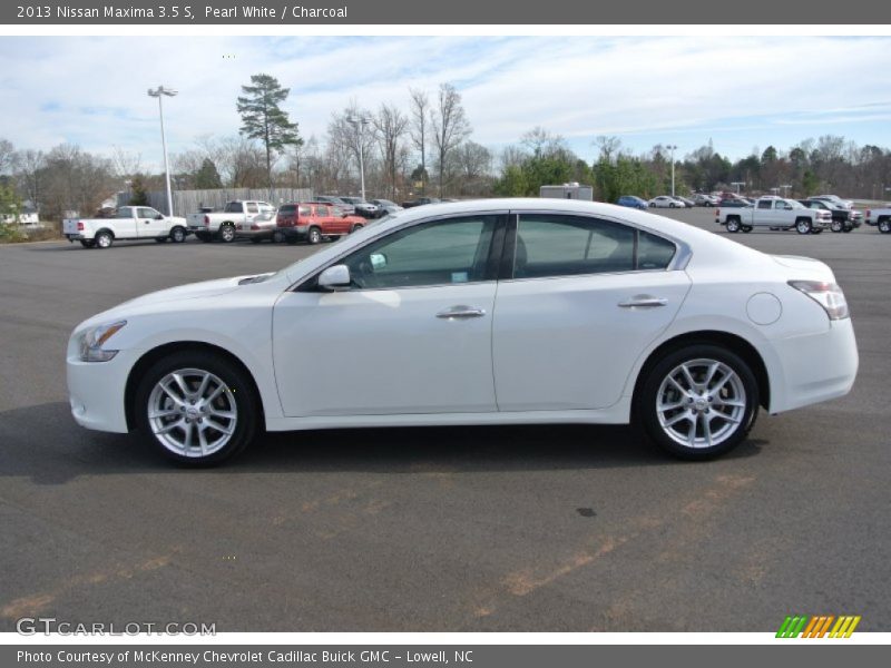 Pearl White / Charcoal 2013 Nissan Maxima 3.5 S