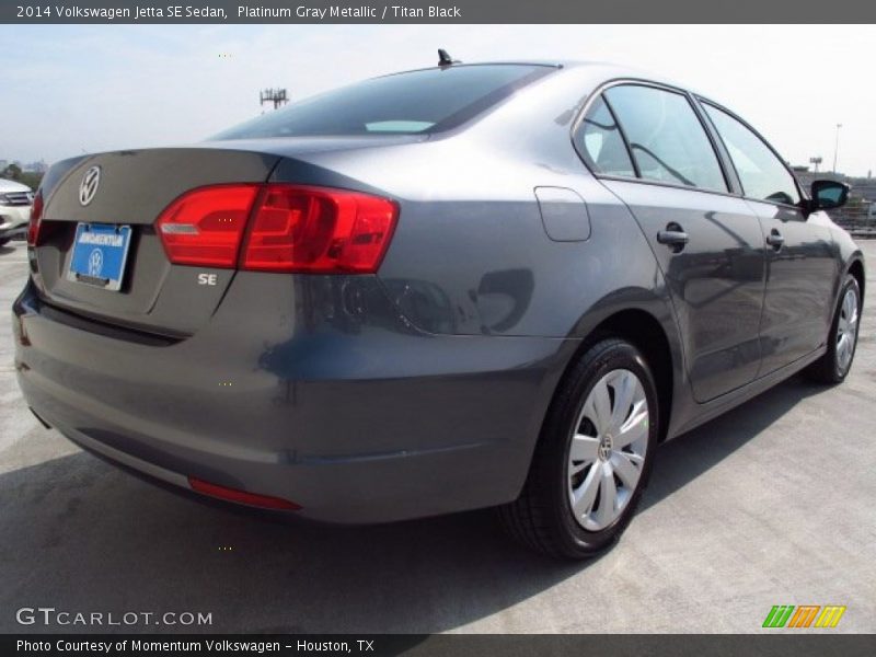Platinum Gray Metallic / Titan Black 2014 Volkswagen Jetta SE Sedan