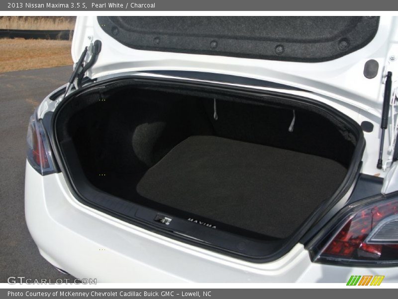 Pearl White / Charcoal 2013 Nissan Maxima 3.5 S