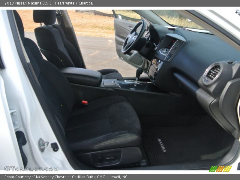 Pearl White / Charcoal 2013 Nissan Maxima 3.5 S