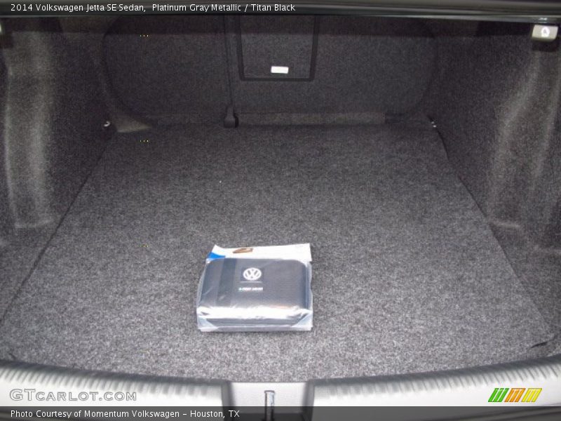 Platinum Gray Metallic / Titan Black 2014 Volkswagen Jetta SE Sedan