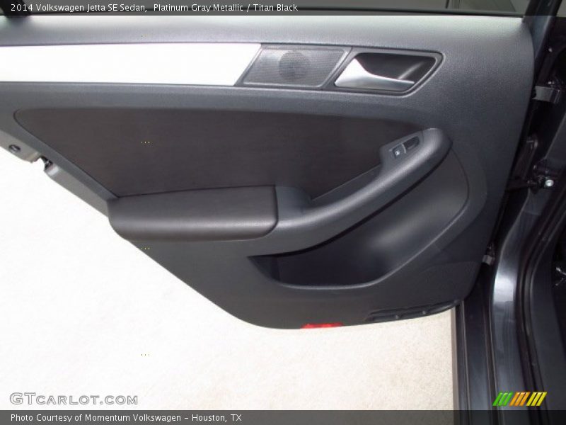 Platinum Gray Metallic / Titan Black 2014 Volkswagen Jetta SE Sedan