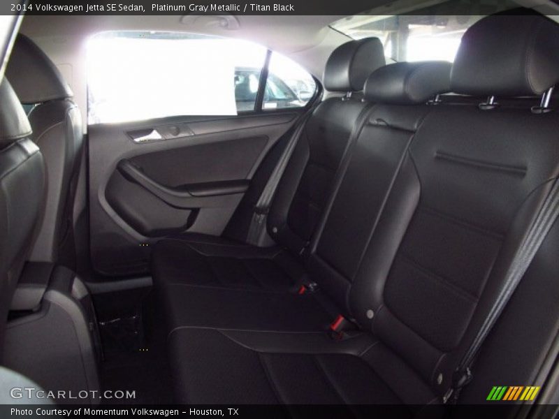 Platinum Gray Metallic / Titan Black 2014 Volkswagen Jetta SE Sedan