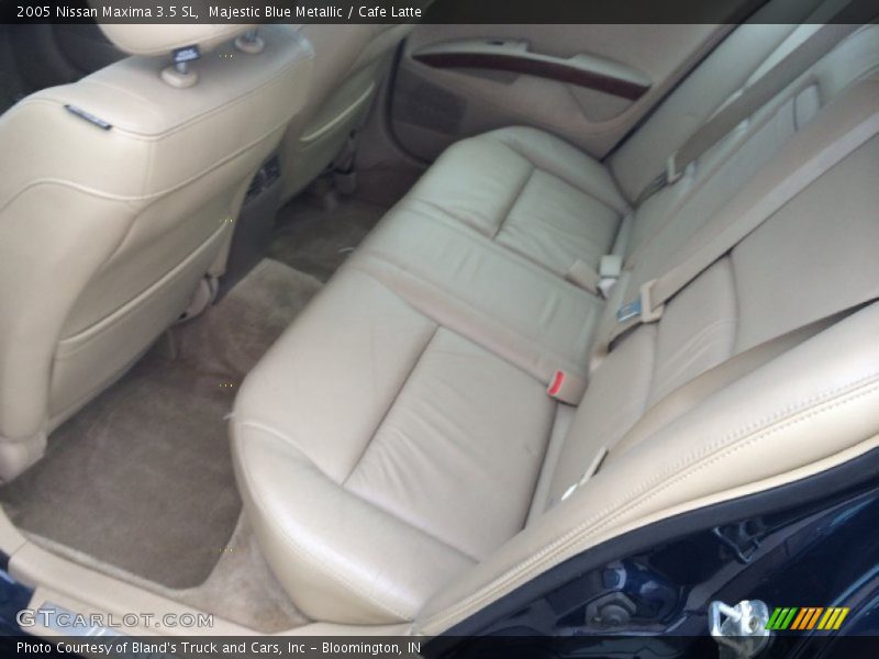 Majestic Blue Metallic / Cafe Latte 2005 Nissan Maxima 3.5 SL