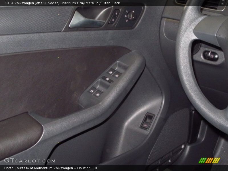 Platinum Gray Metallic / Titan Black 2014 Volkswagen Jetta SE Sedan