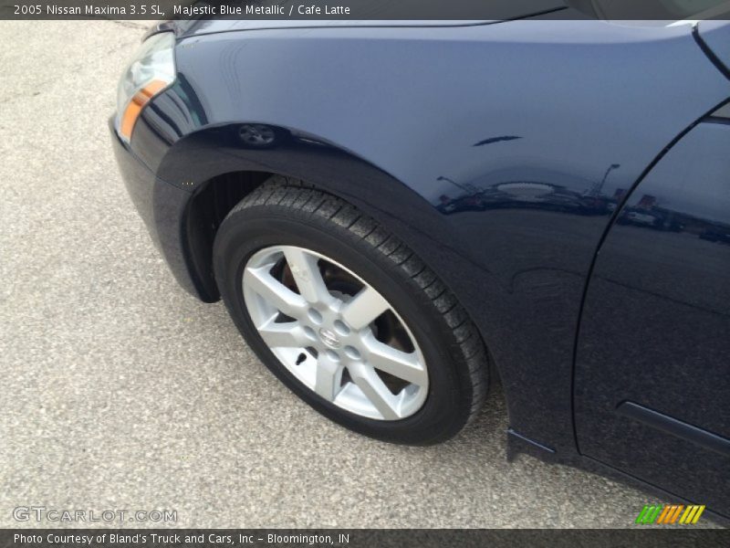 Majestic Blue Metallic / Cafe Latte 2005 Nissan Maxima 3.5 SL