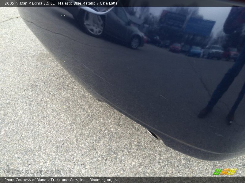 Majestic Blue Metallic / Cafe Latte 2005 Nissan Maxima 3.5 SL