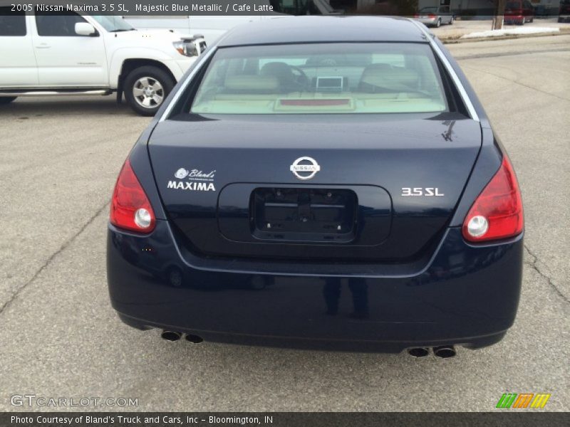 Majestic Blue Metallic / Cafe Latte 2005 Nissan Maxima 3.5 SL