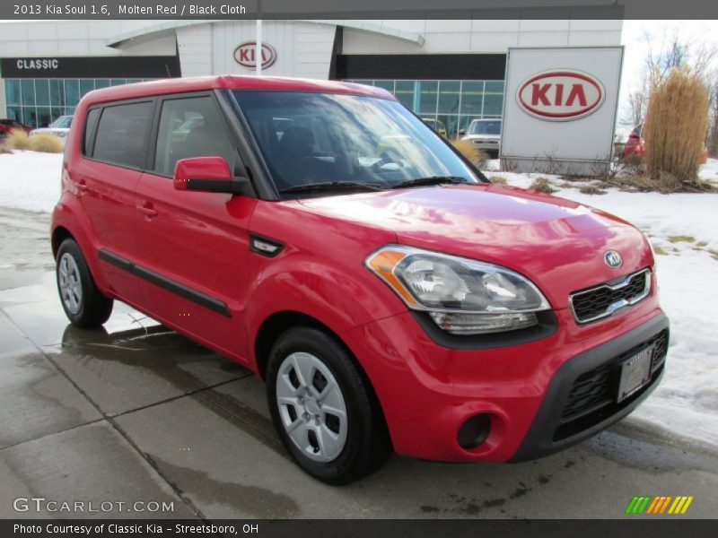 Molten Red / Black Cloth 2013 Kia Soul 1.6