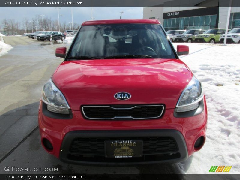 Molten Red / Black Cloth 2013 Kia Soul 1.6