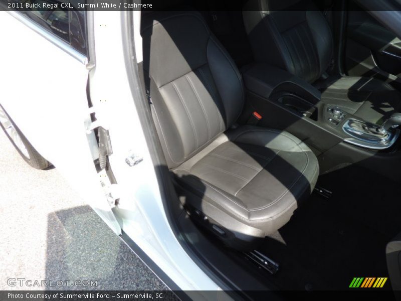 Summit White / Cashmere 2011 Buick Regal CXL