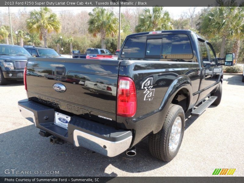 Tuxedo Black Metallic / Black 2013 Ford F250 Super Duty Lariat Crew Cab 4x4