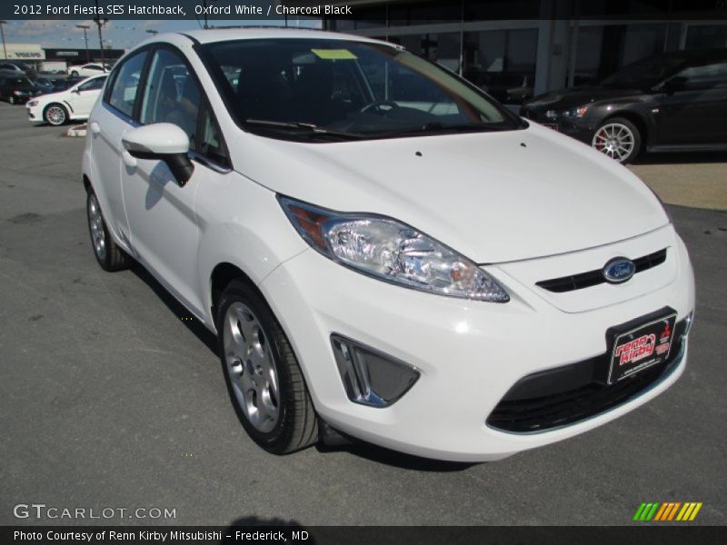 Oxford White / Charcoal Black 2012 Ford Fiesta SES Hatchback