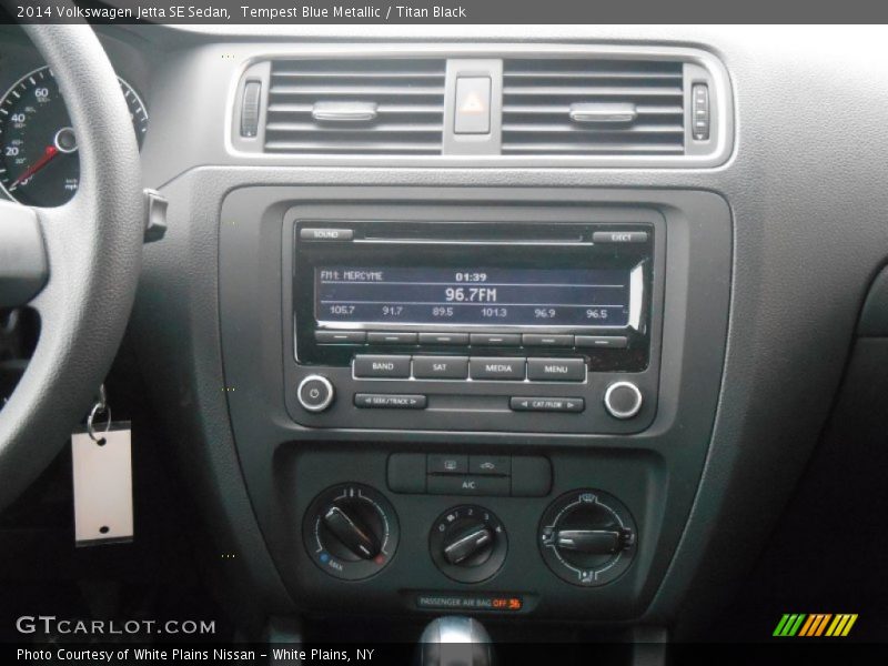 Tempest Blue Metallic / Titan Black 2014 Volkswagen Jetta SE Sedan