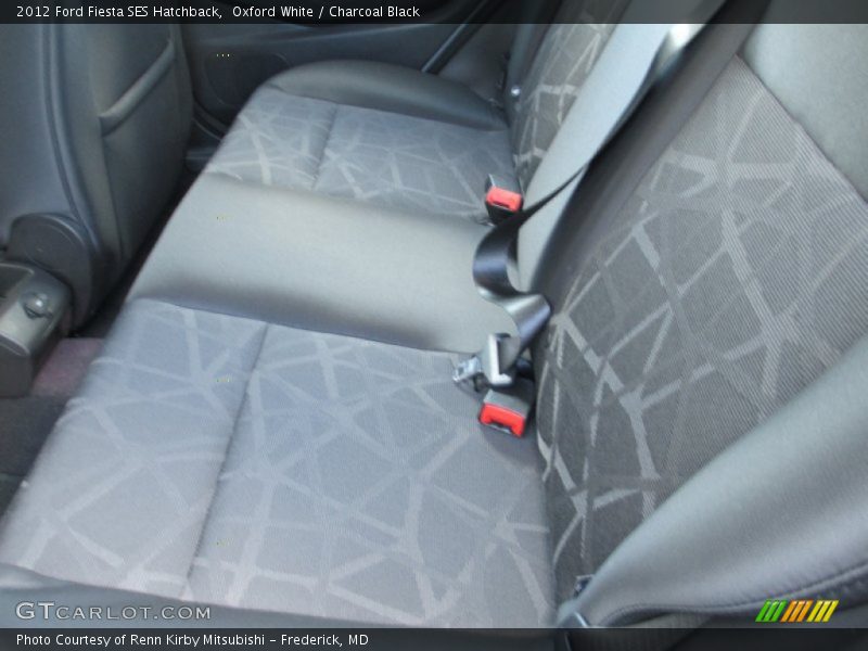 Oxford White / Charcoal Black 2012 Ford Fiesta SES Hatchback