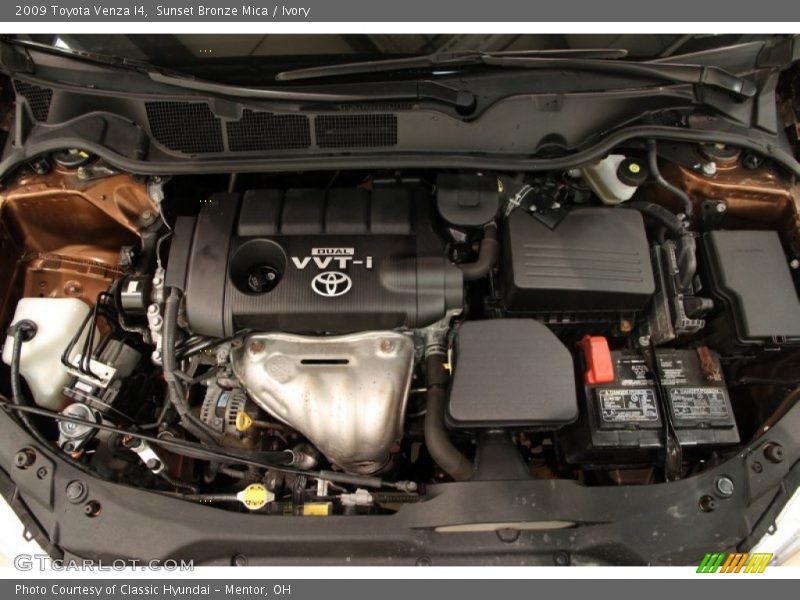 Sunset Bronze Mica / Ivory 2009 Toyota Venza I4